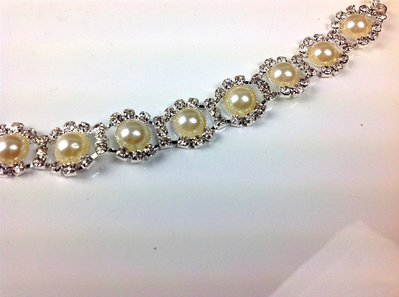 Pearl & Rhinestone Pet Collar for Cats & Dogs