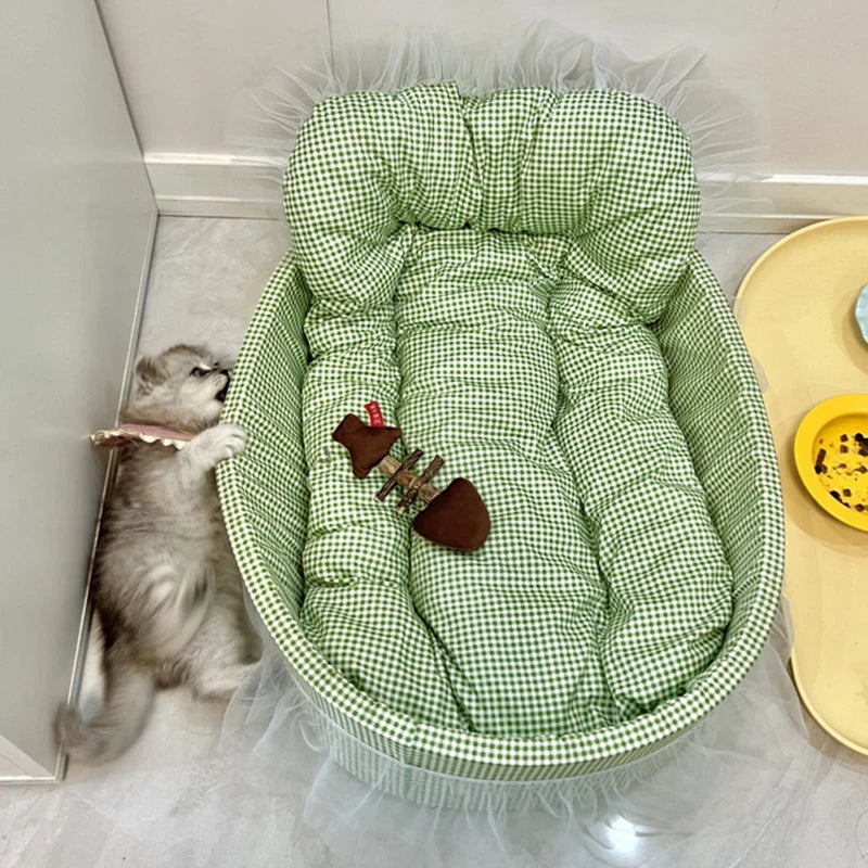 Macaroon Round Cat & Dog Bed